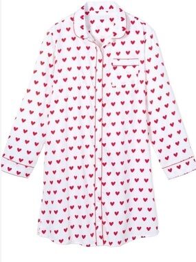 Women's White Nightshirt with Red Heart Print - Cozy Sleep Dress